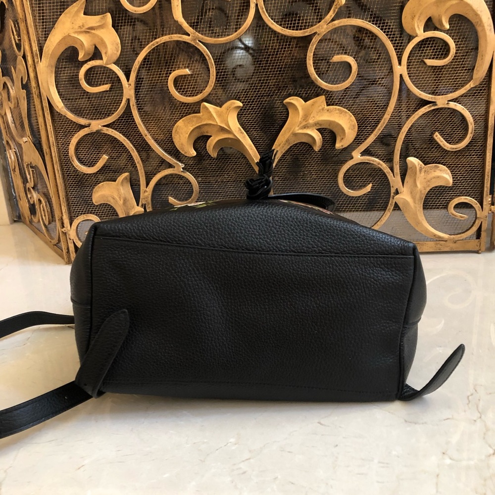 Nwt Coach Floral drawstring backpack - Picture 3 of 7